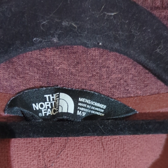 The North Face Burgundy Half-Zip Fleece - Picture 3 of 6